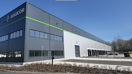 Pronájem skladu 2 000 m², Příšovice