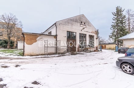 Pronájem skladu 407 m², Panenské Břežany