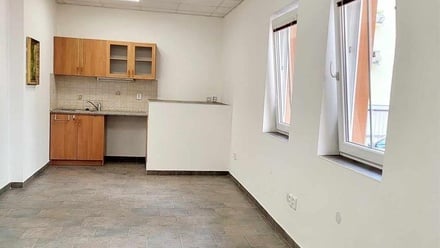 Pronájem kanceláře 35 m², České Budějovice 3