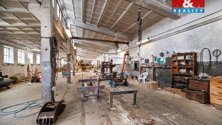 Prodej výrobního prostoru 1 152 m², Bratrušov