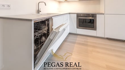 Pronájem bytu 1+kk 31 m², Brno - Komárov