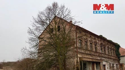 Prodej komerční nemovitosti 490 m², Kryry