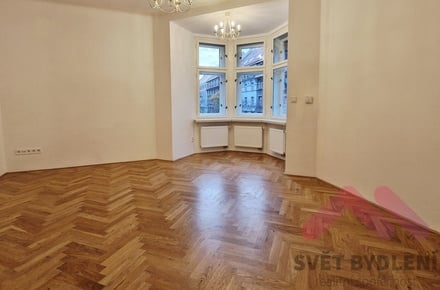 Pronájem bytu 3+1 94 m², Praha 3