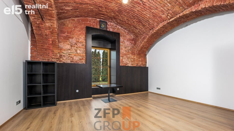 Pronájem kanceláře 26 m², Praha - Zbraslav