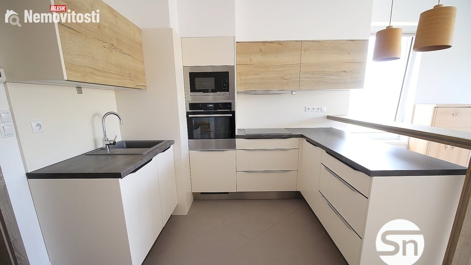 Prodej bytu 2+kk 51 m², Praha - Horní Měcholupy