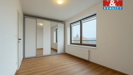 Pronájem bytu 2+kk 50 m², Praha