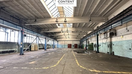 Pronájem skladu 9 000 m², Příbram