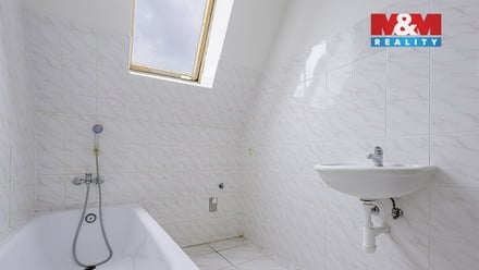 Pronájem bytu 3+1 100 m², Nový Bor