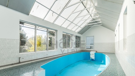 Prodej nemovitosti pro ubytování 550 m², Tuklaty