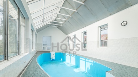 Prodej nemovitosti pro ubytování 550 m², Tuklaty