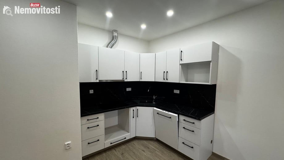 Pronájem bytu 2+kk 44 m², Plaňany