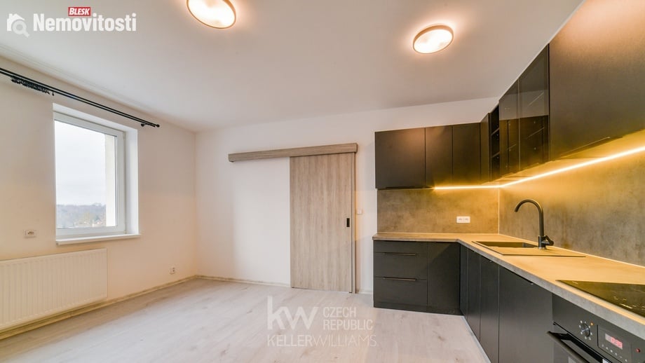 Pronájem bytu 3+kk 72 m², Cheb