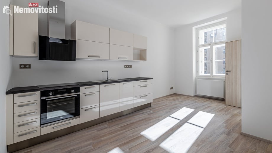 Pronájem bytu 3+kk 73 m², Praha