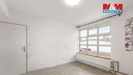 Prodej činžovního domu 1 787 m², Hlinsko