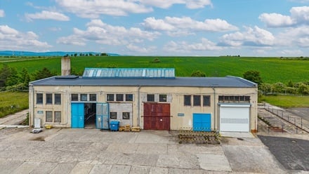 Prodej výrobního prostoru 2 822 m², Droužkovice