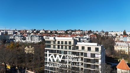 Prodej kanceláře 154 m², Praha - Břevnov