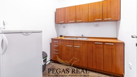 Pronájem kanceláře 67 m², Modřice