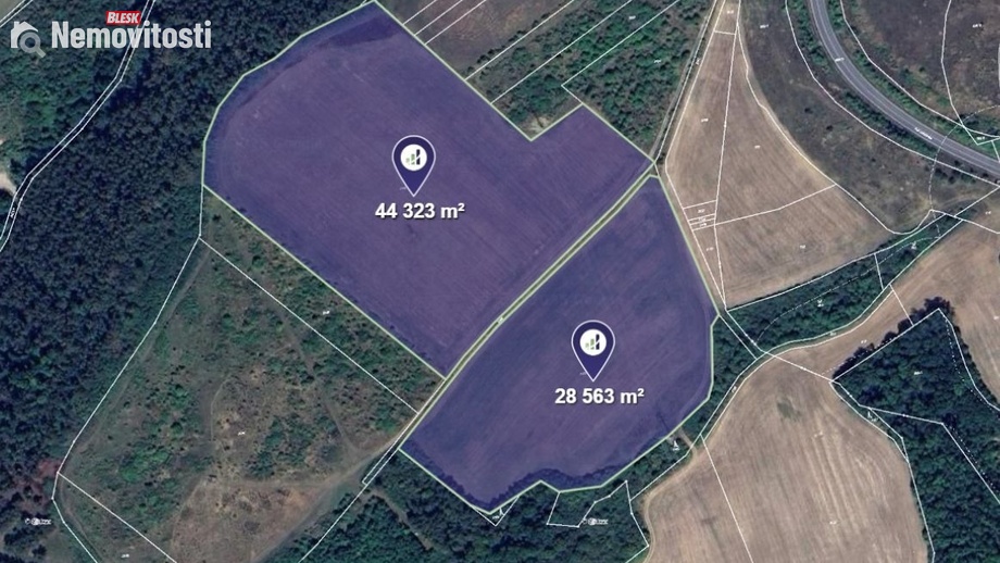 Prodej pole 72 886 m², Praha