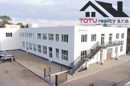 Pronájem obchodního prostoru 580 m², Jaroměř