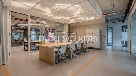 Pronájem kanceláře 458 m², Říčany