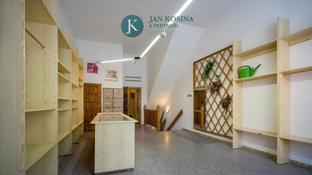 Prodej činžovního domu 180 m², Teplice