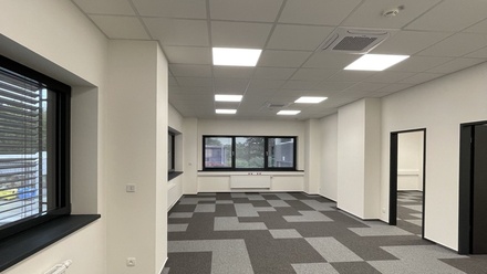 Pronájem kanceláře 294 m², Praha