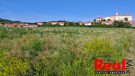 Prodej stavebního pozemku 783 m², Mikulov - část obce Mikulov