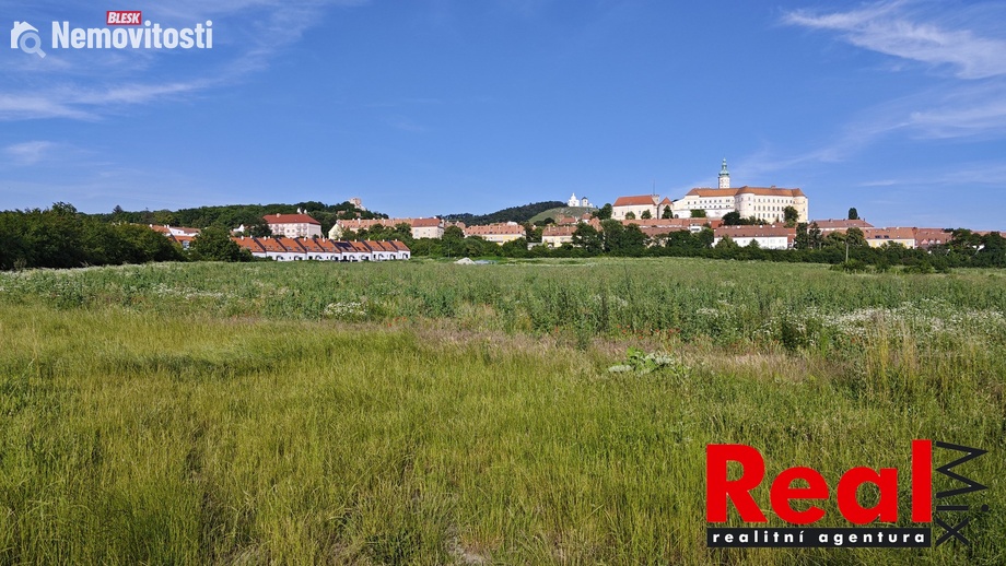 Prodej stavebního pozemku 783 m², Mikulov - část obce Mikulov