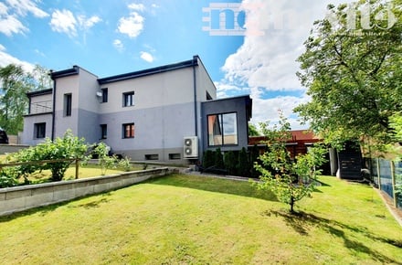 Prodej rodinného domu 179 m², Okrouhlo