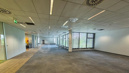 Pronájem kanceláře 1 000 m², Brno - Královo Pole