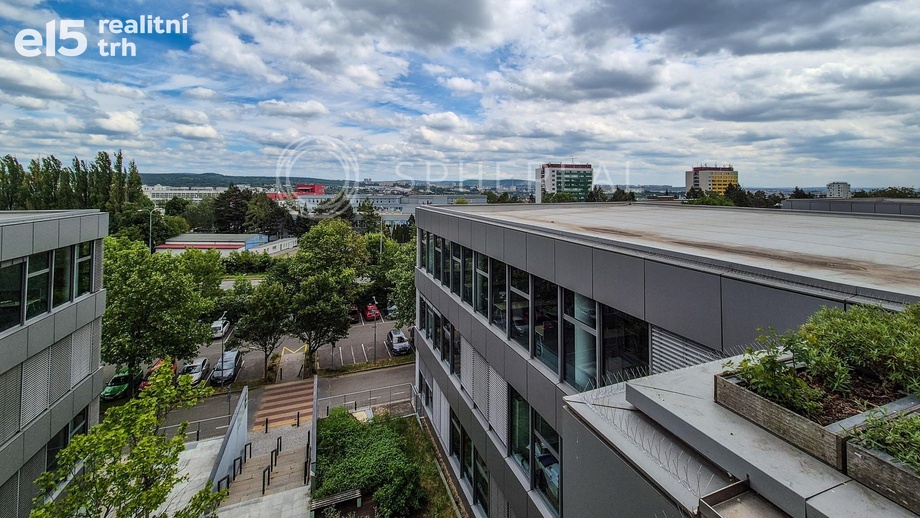 Pronájem kanceláře 1 000 m², Brno - Královo Pole