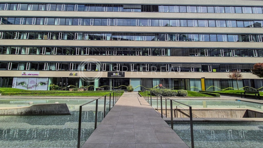 Pronájem kanceláře, 1 900 m² - Brno - Staré Brno