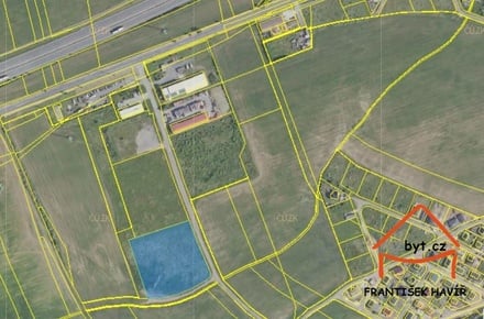 Prodej komerčního pozemku 9 892 m², Bavoryně - Průmyslová zóna