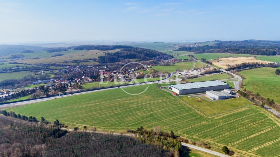 Pronájem sklady, 5 643 m² - Ostředek