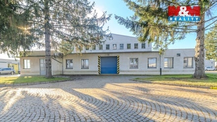 Pronájem výrobního prostoru 1 056 m², Uherský Brod