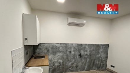 Pronájem kanceláře 20 m², Lomnice nad Popelkou