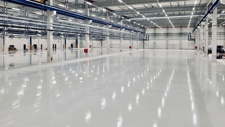 Pronájem skladu 3 000 m², Chomutov