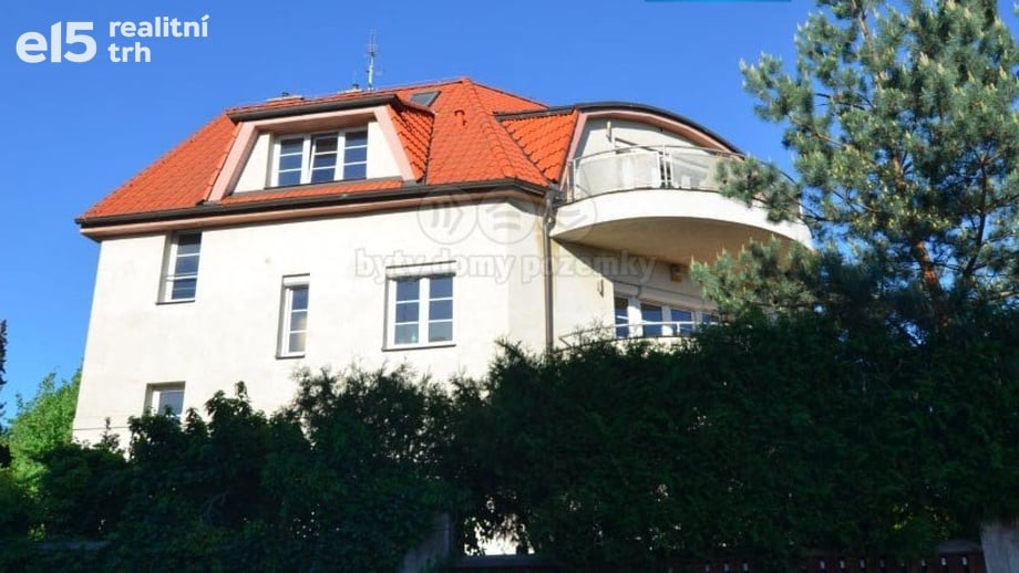 Pronájem kanceláře 120 m², Praha 14