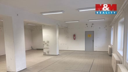 Pronájem kanceláře 160 m², Strakonice