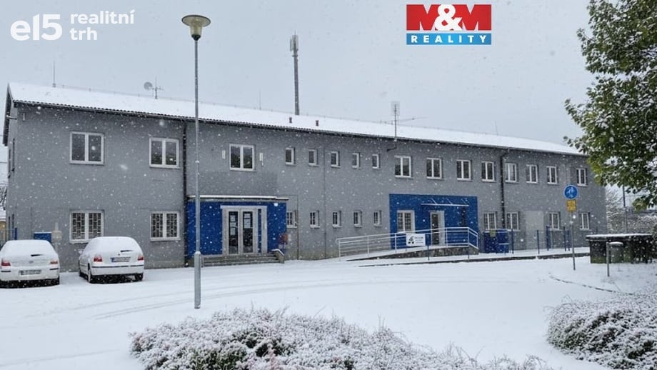 Pronájem kanceláře 160 m², Strakonice