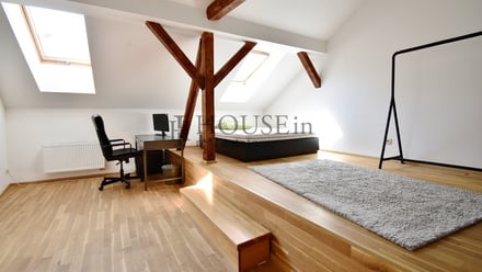 Pronájem kanceláře 70 m², Praha - Vinohrady