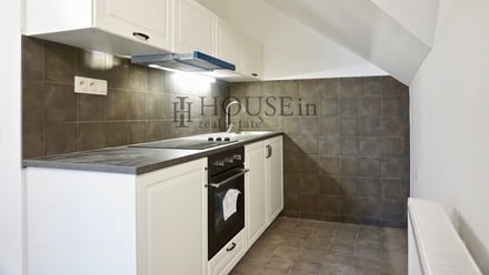 Pronájem kanceláře 70 m², Praha - Vinohrady