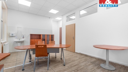 Pronájem komerční nemovitosti 44 m², Ústí nad Labem-Severní Terasa
