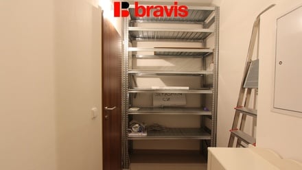 Pronájem kanceláře 38 m², Brno - Bystrc