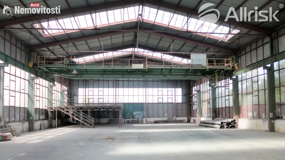 Pronájem skladu 1 100 m², Brno-jih