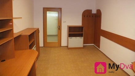 Pronájem kanceláře 18 m², Znojmo