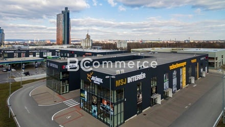 Pronájem obchodního prostoru 427 m², Brno
