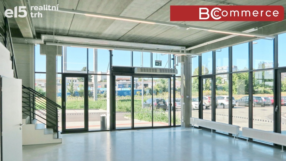 Pronájem obchodní prostory, 427 m² - Brno