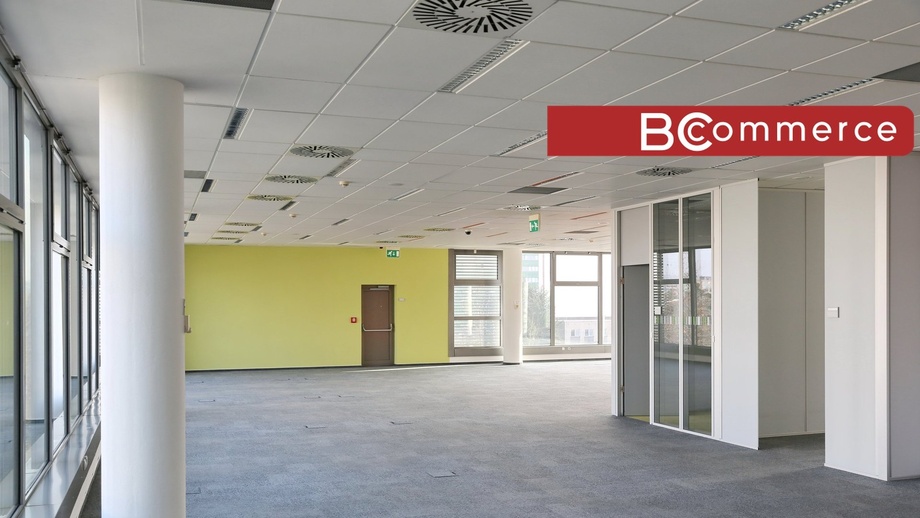 Pronájem kanceláře, 600 m² - Brno - Královo Pole