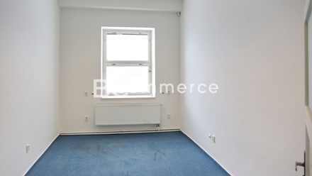 Pronájem kanceláře 510 m², Modřice